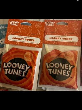 Scentsy Looney Tunes Orange and Black Scent Pak $7 EACH